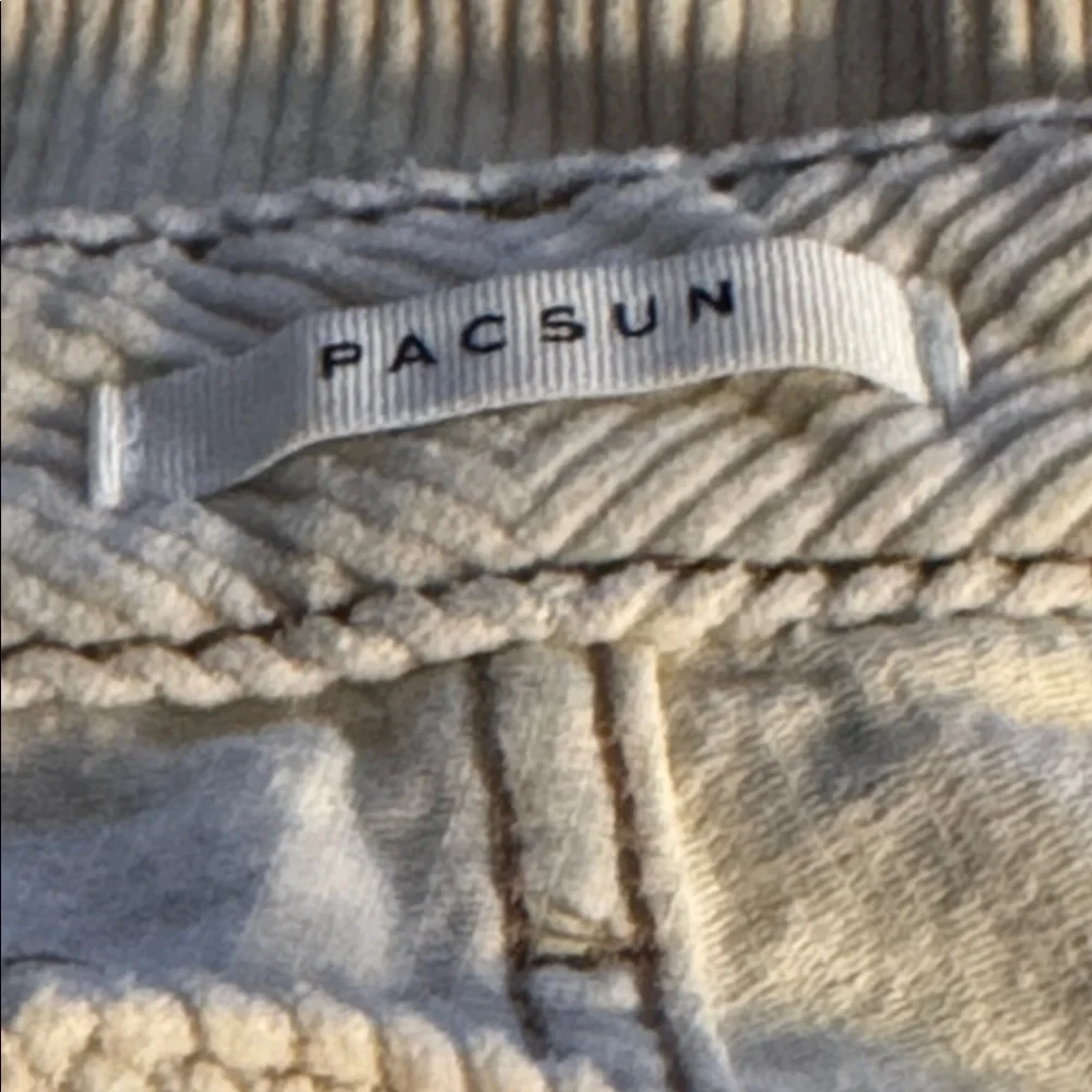 PacSun‎ Cream corduroy mom Jeans Sz 30 high rise